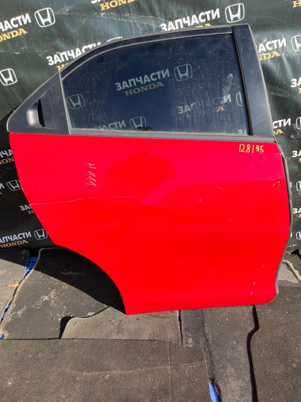 Дверь задняя правая для Honda Civic FK (9 gen) 2012 - 2017