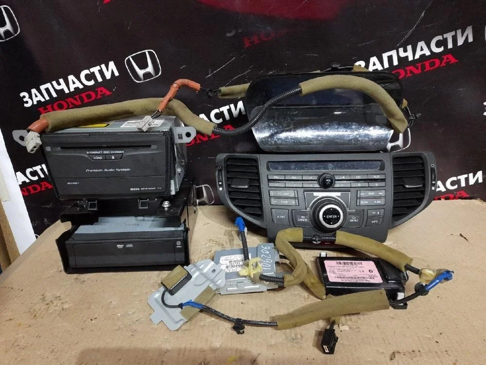 Магнитола для Honda Accord 8  CU 2008-2013