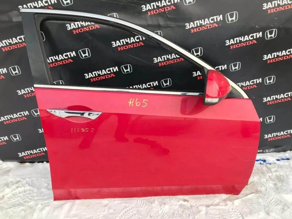 Дверь передняя правая для Honda Accord 8  CU 2008-2013