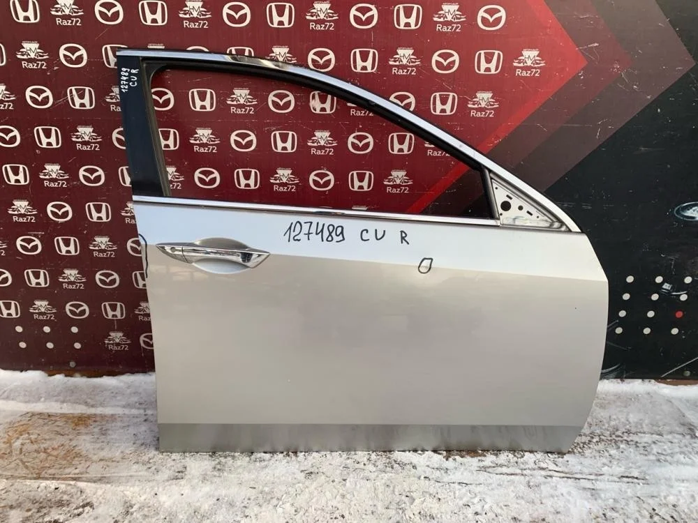 Дверь передняя правая для Honda Accord 8  CU 2008-2013