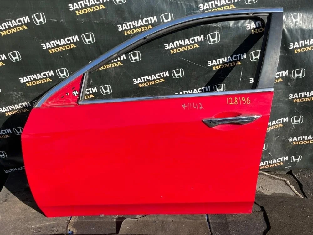 Дверь передняя левая для Honda Accord 8  CU 2008-2013