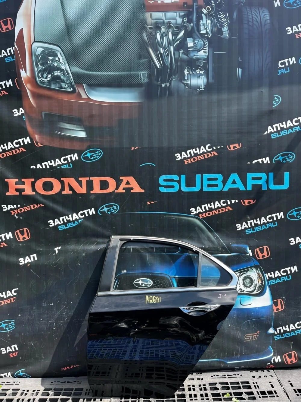 Дверь задняя левая для Honda Accord 8  CU 2008-2013