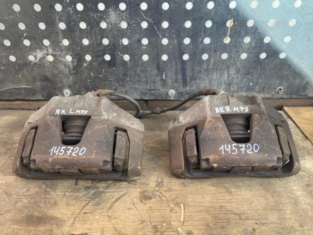 Суппорт задний правый для Mazda 3 BK 2002-2009