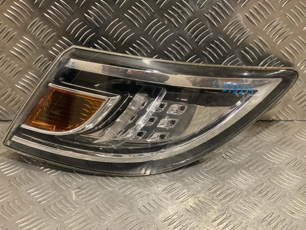 Фонарь задний наружный правый для Mazda 6 GH 2007-2012