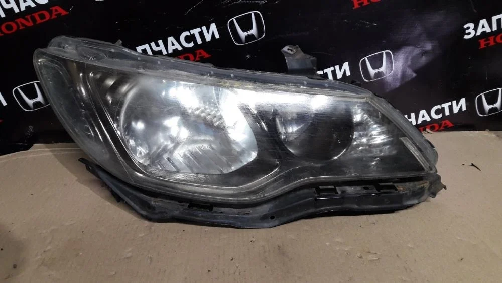 Фара правая для Honda Civic FD (4D) 2006-2012