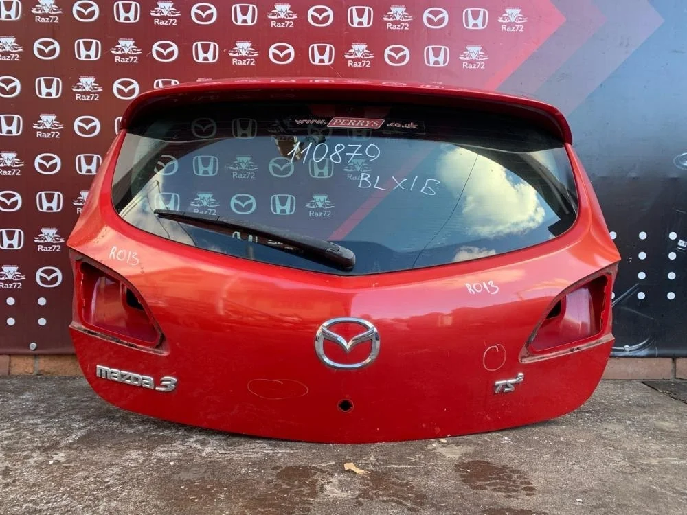 Дверь багажника со стеклом для Mazda 3 BL 2008-2013