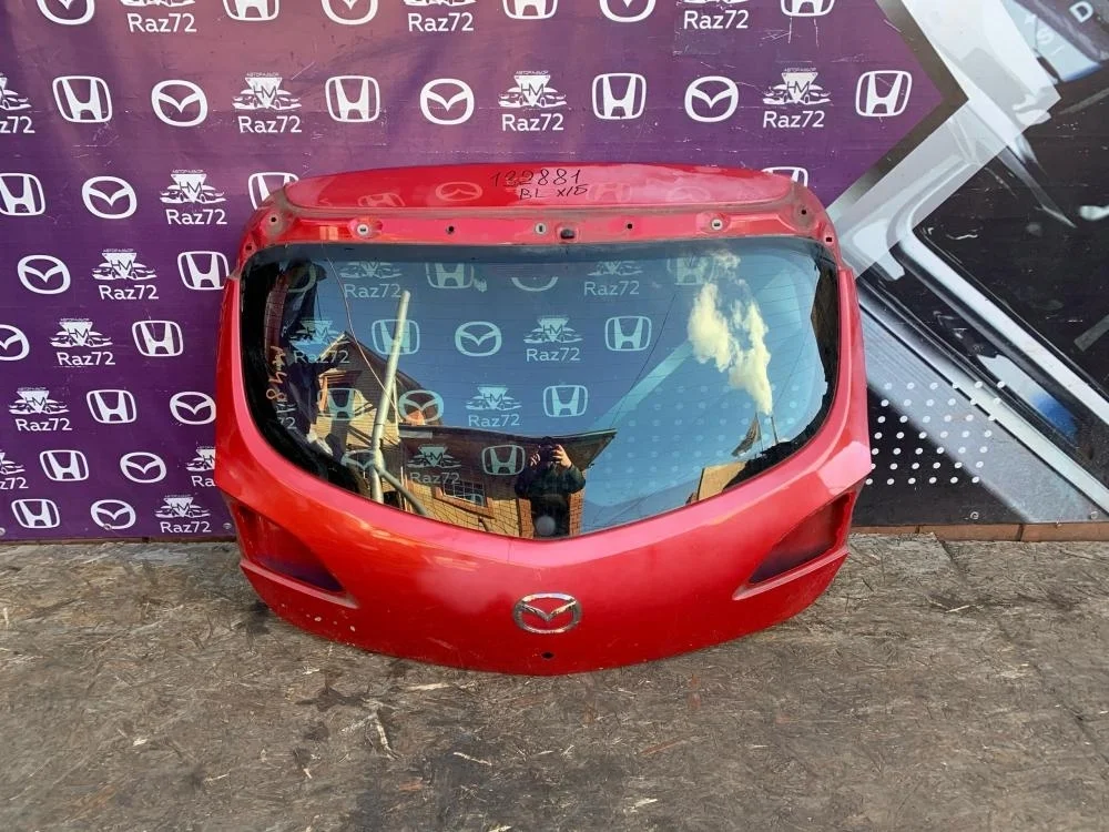 Дверь багажника со стеклом для Mazda 3 BL 2008-2013