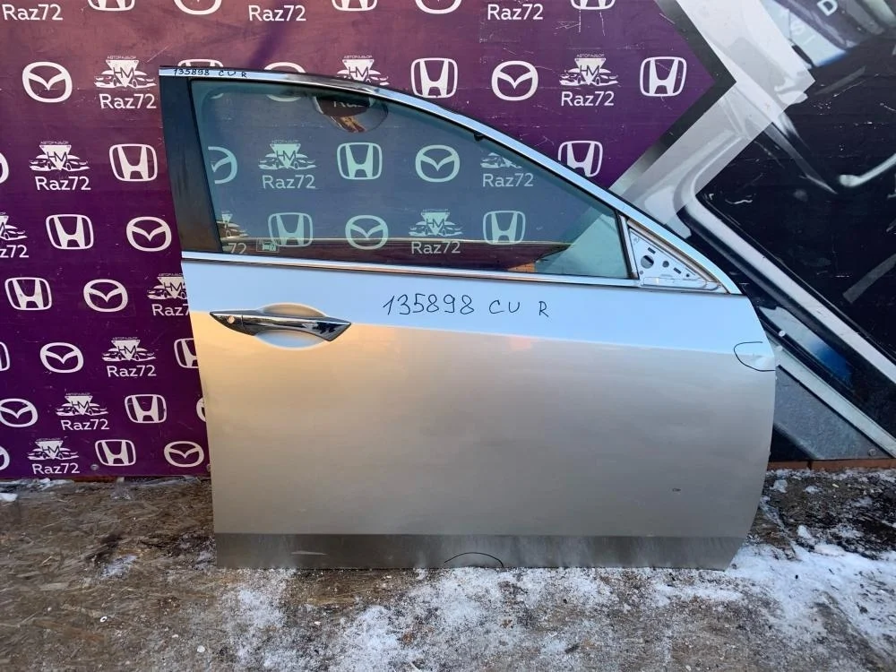 Дверь передняя правая для Honda Accord 8  CU 2008-2013