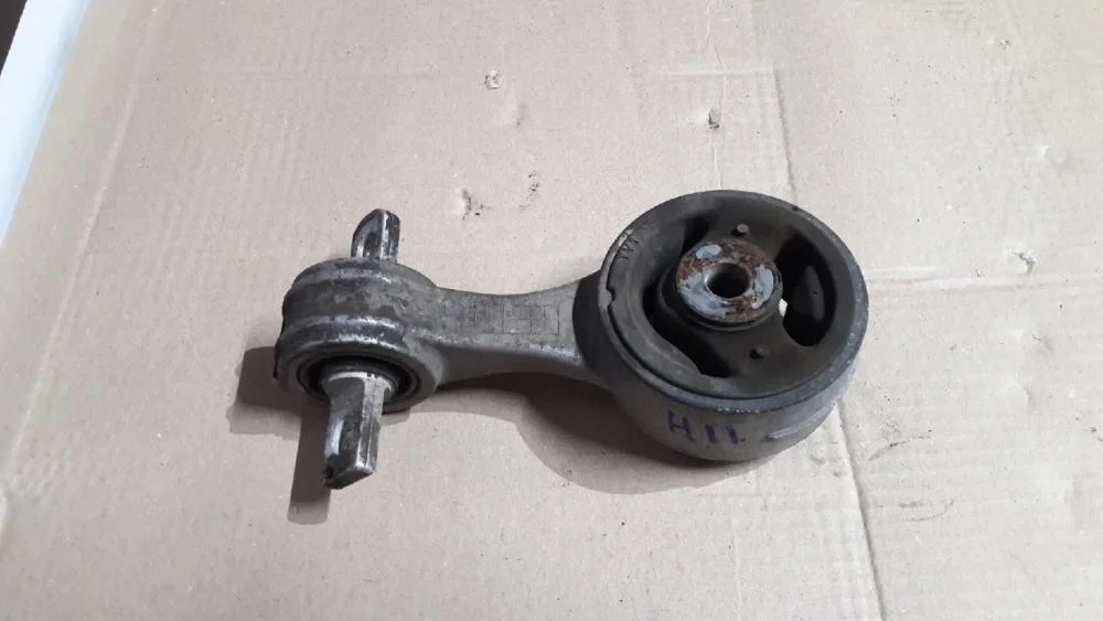 Опора двигателя задняя для Honda Civic FK (9 gen) 2012 - 2017