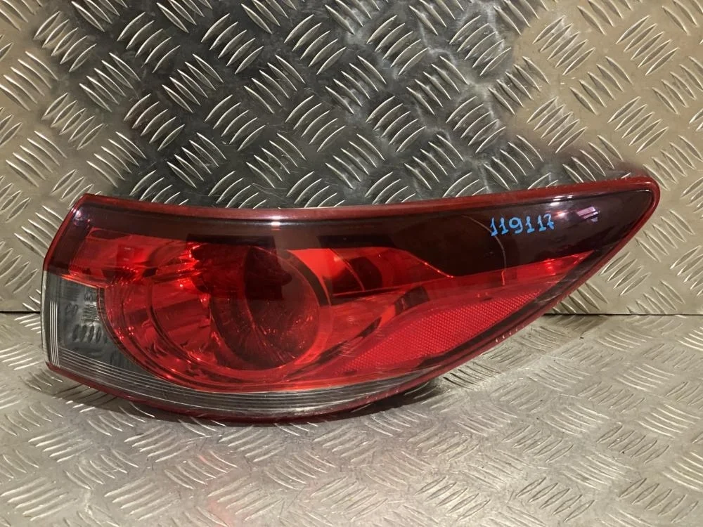 Фонарь задний наружный правый для Mazda 6 GJ 2012-2018
