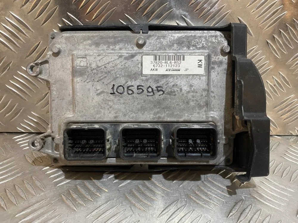 Блок управления двигателем для Honda Accord 8  CU 2008-2013