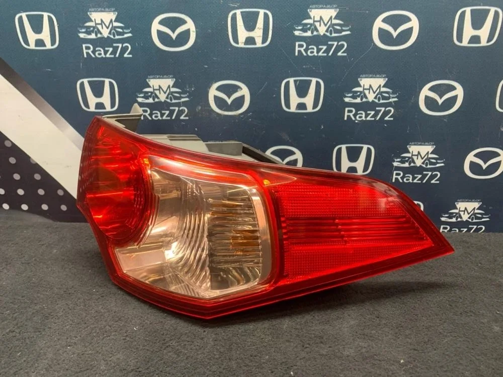 Фонарь задний наружный правый для Honda Accord 8  CU 2008-2013