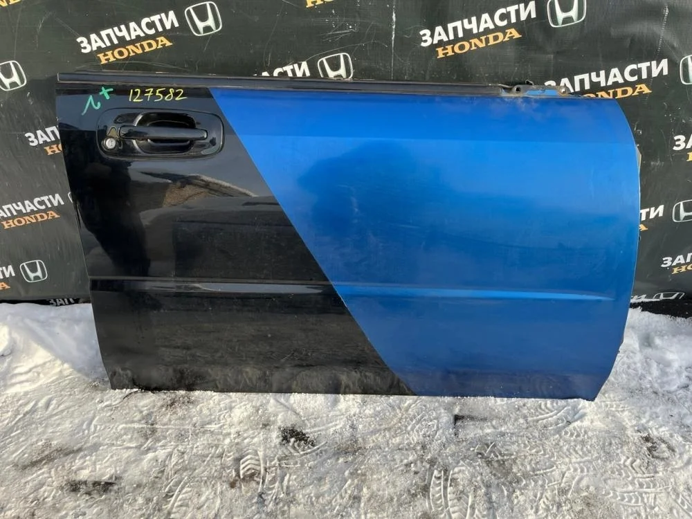 Дверь передняя правая для Subaru Impreza g11 2005-2007
