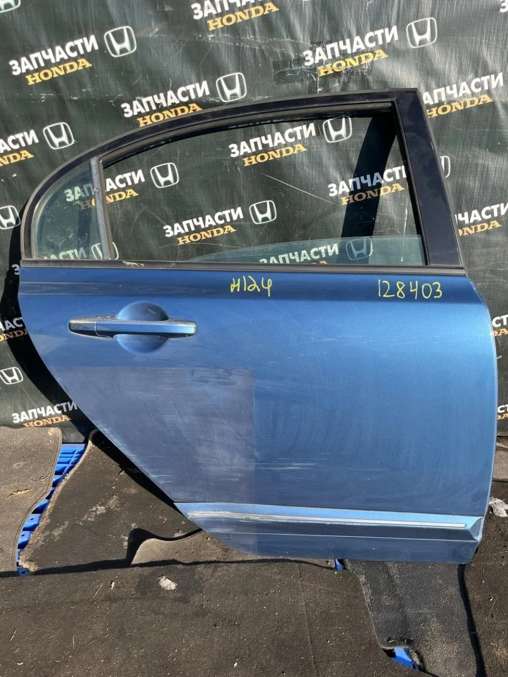 Дверь задняя правая для Honda Civic FD (4D) 2006-2012