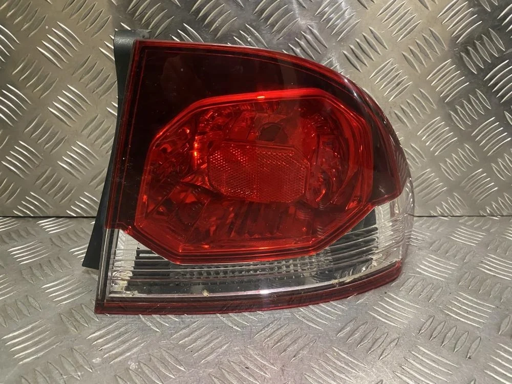 Фонарь задний наружный правый для Honda Civic FD (4D) 2006-2012