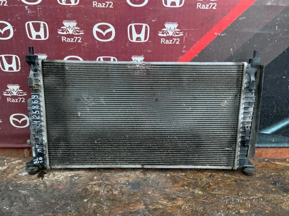 Радиатор охлаждения двигателя для Mazda 3 BL 2008-2013
