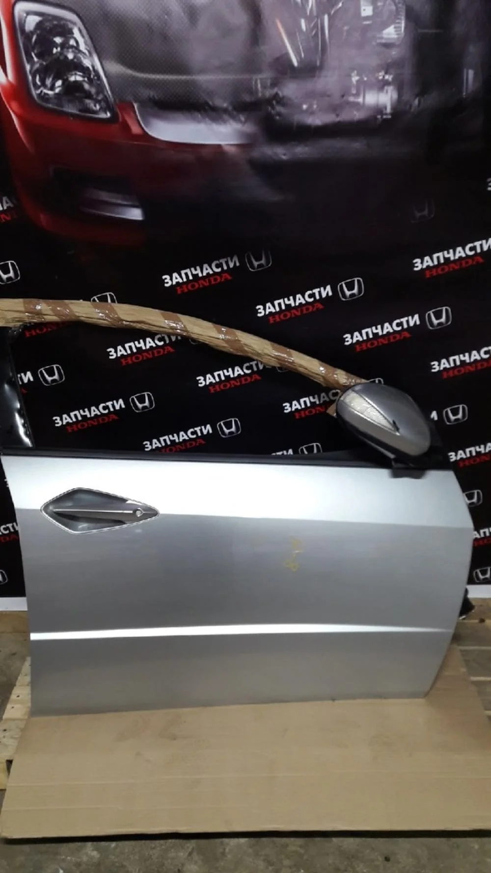 Дверь передняя правая для Honda Civic FK FN 5D 2006-2012