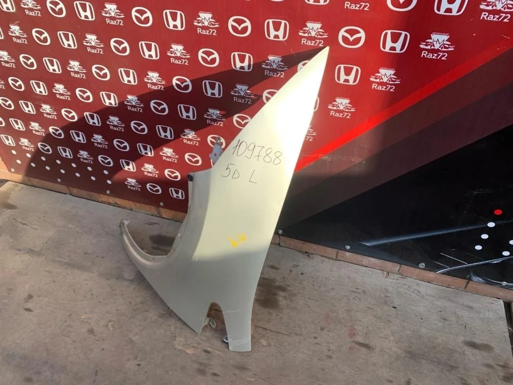 Крыло переднее левое для Honda Civic FK FN 5D 2006-2012