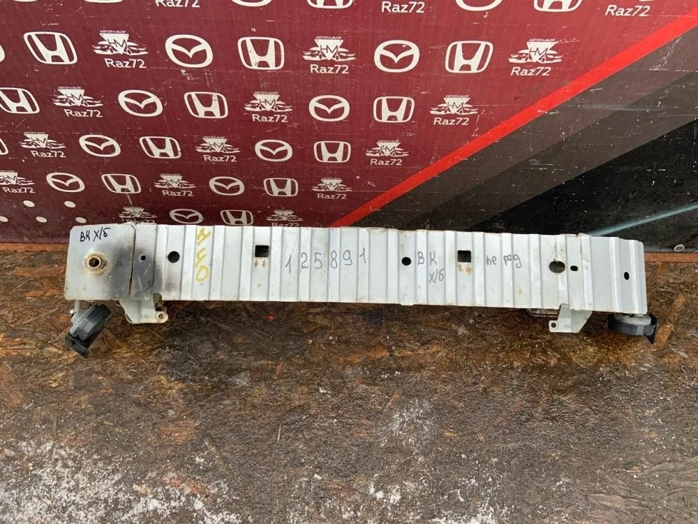 Усилитель переднего бампера для Mazda 3 BK 2002-2009