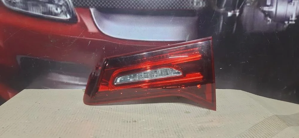 Фонарь задний внутренний правый для Acura MDX YD3 YD4 2014 -