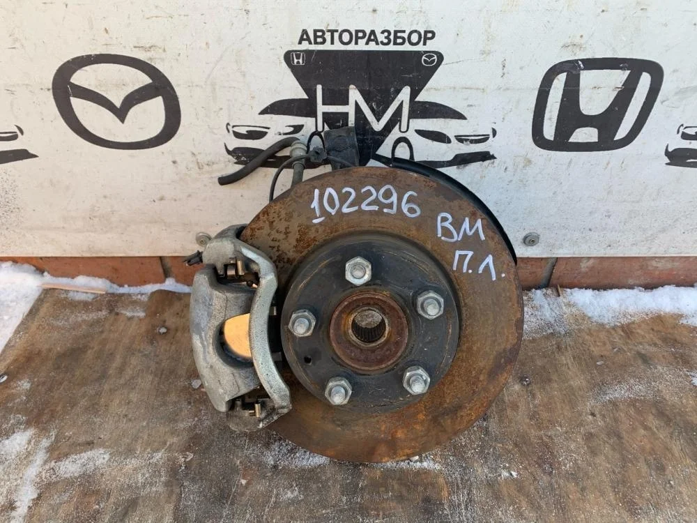 Кулак поворотный передний левый для Mazda 3 BM 2013-2019