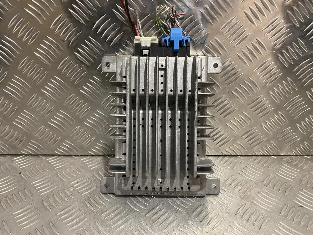 Усилитель акустической системы для Mazda 3 BM 2013-2019