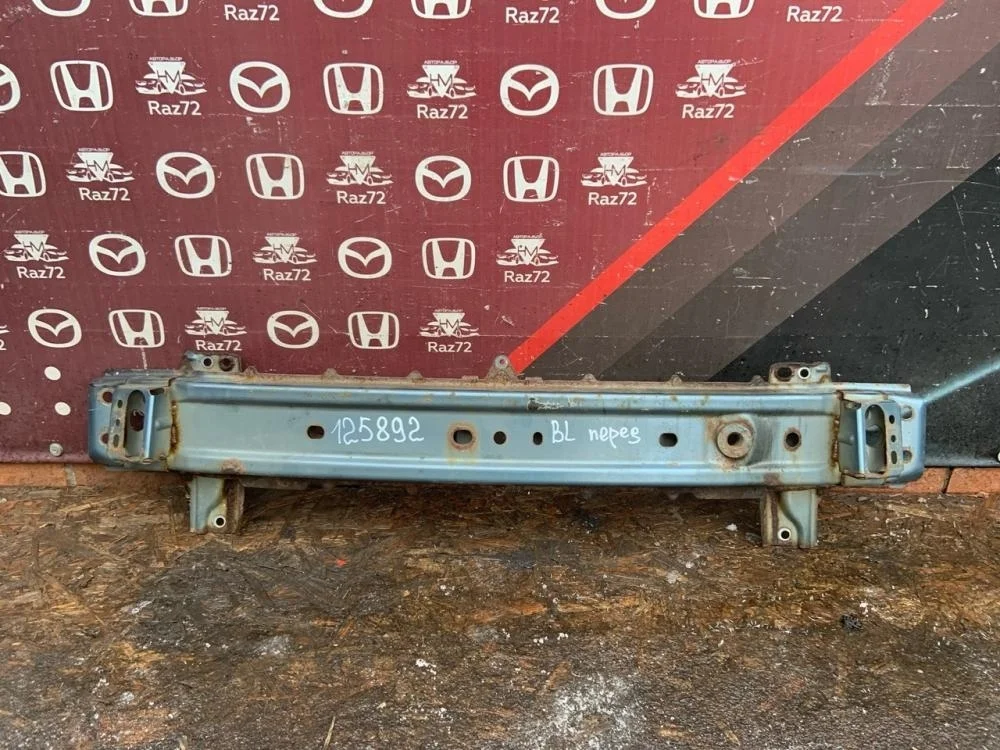 Усилитель переднего бампера для Mazda 3 BL 2008-2013