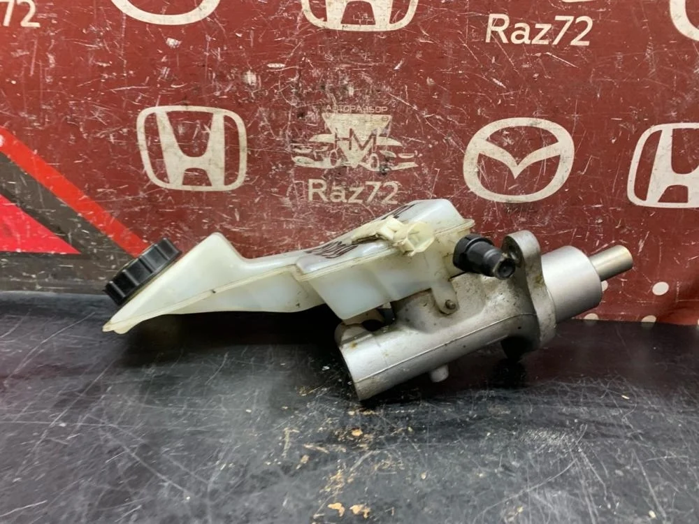 Цилиндр тормозной главный для Mazda 3 BL 2008-2013