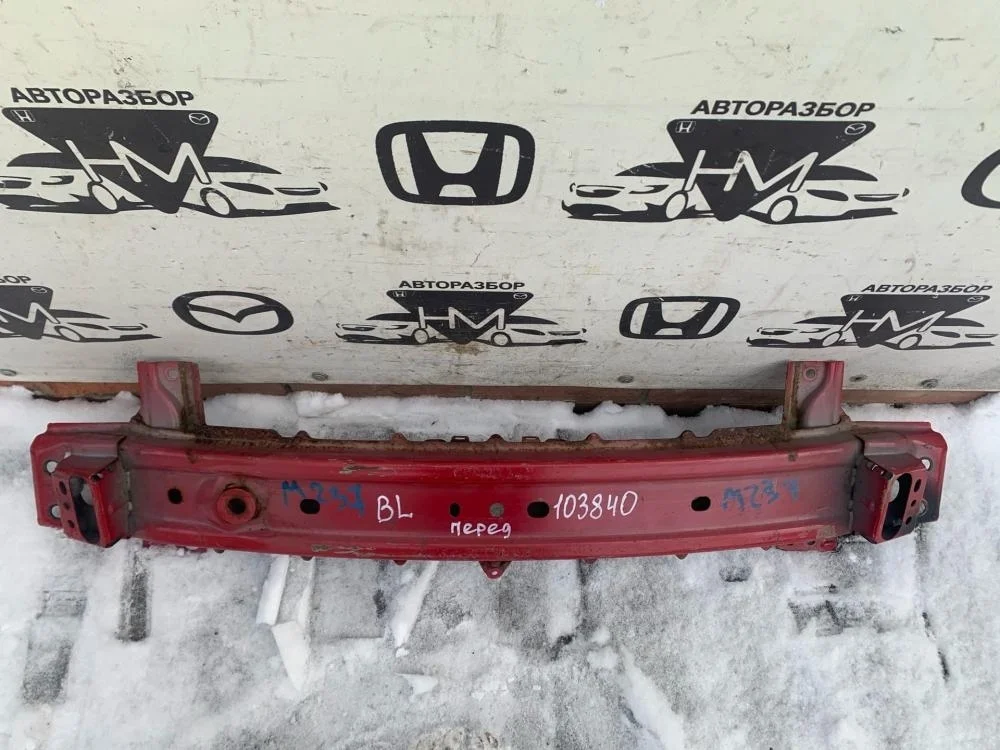 Усилитель переднего бампера для Mazda 3 BL 2008-2013