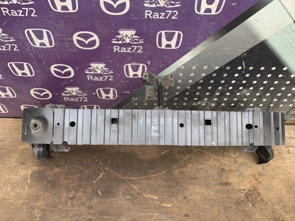 Усилитель переднего бампера для Mazda 3 BK 2002-2009