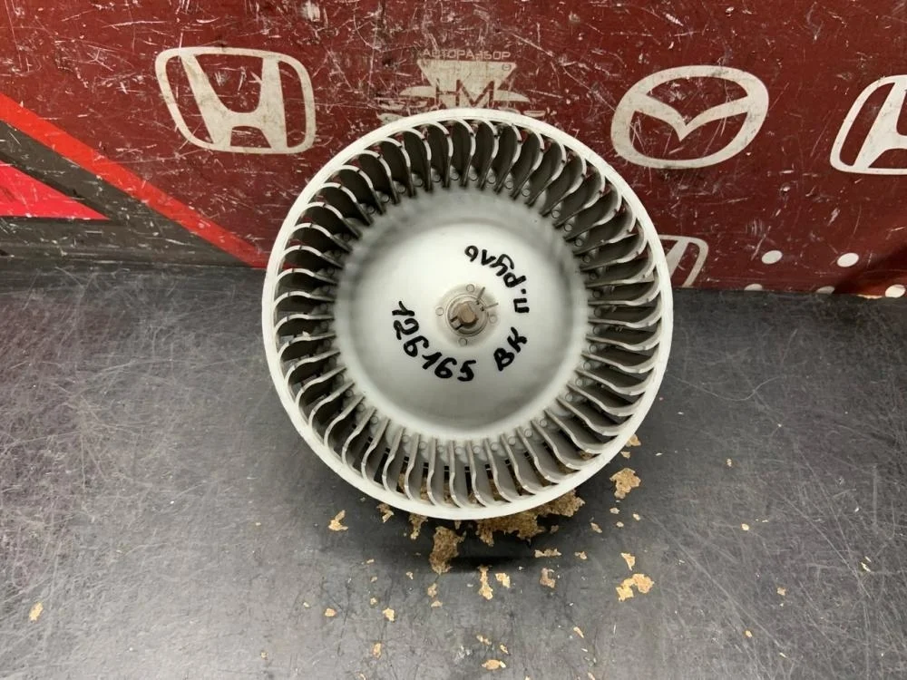 Моторчик отопителя для Mazda 3 BK 2002-2009