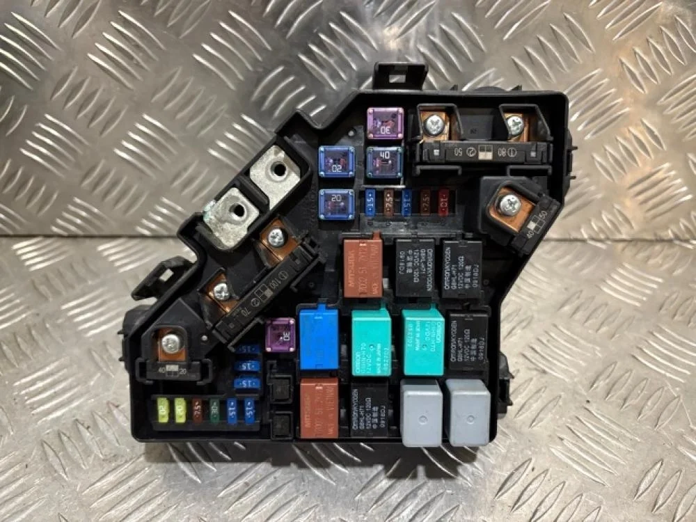 Блок предохранителей для Honda CR-V 3 RE 2006-2012