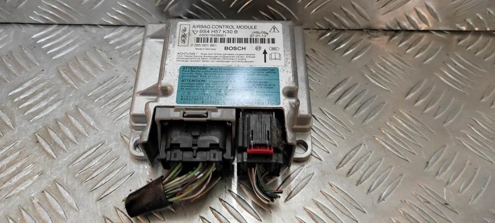 Блок управления AIR BAG для Mazda 3 BK 2002-2009