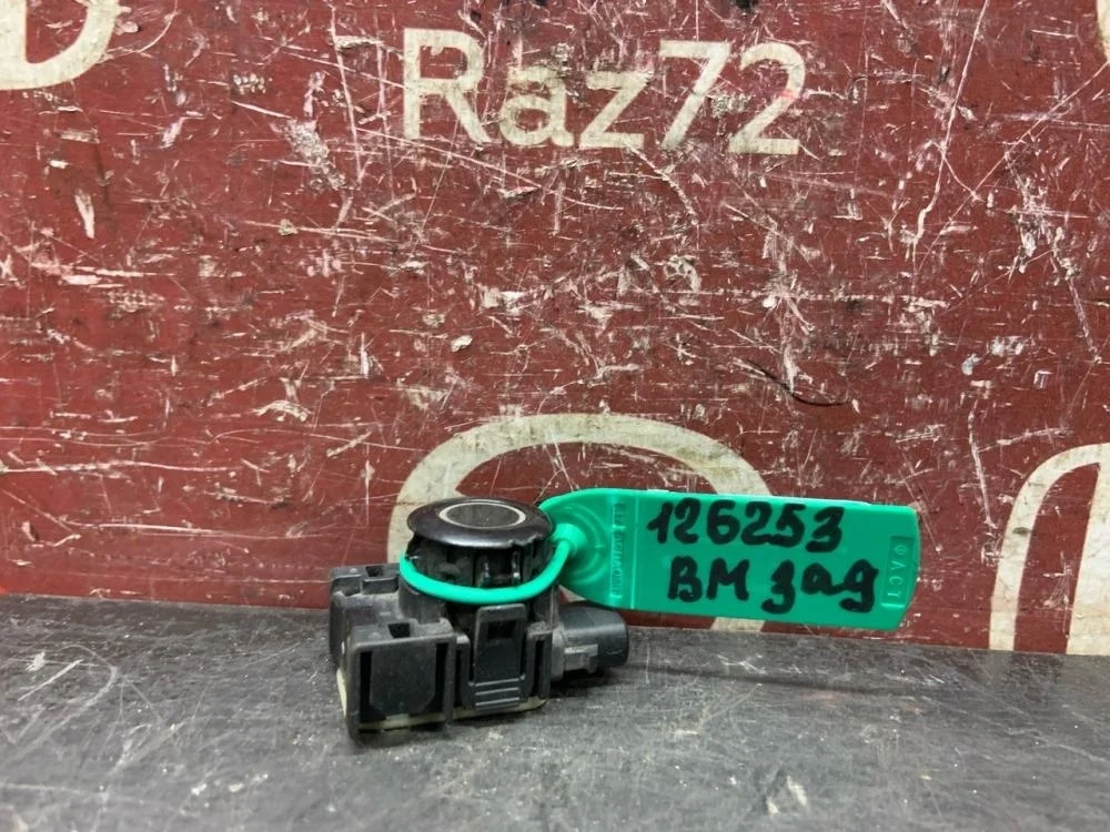 Датчик парковки для Mazda 3 BM 2013-2019