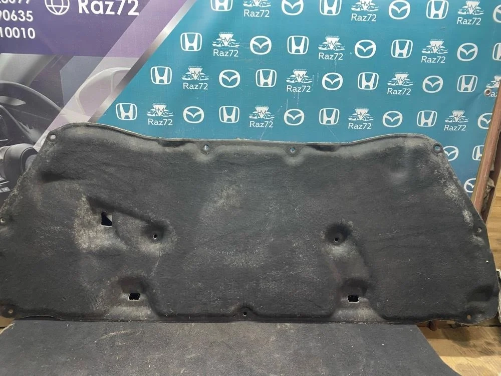 Шумоизоляция капота для Honda CR-V 3 RE 2006-2012