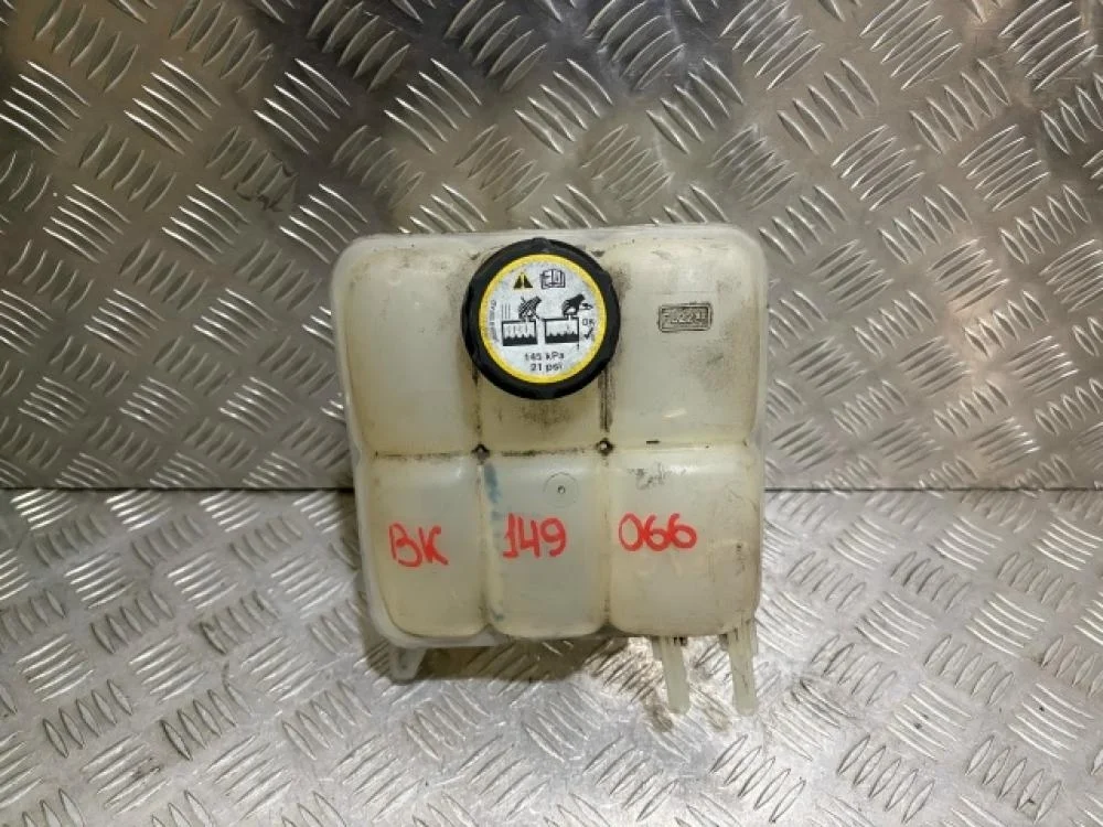 Бачок расширительный для Mazda 3 BK 2002-2009