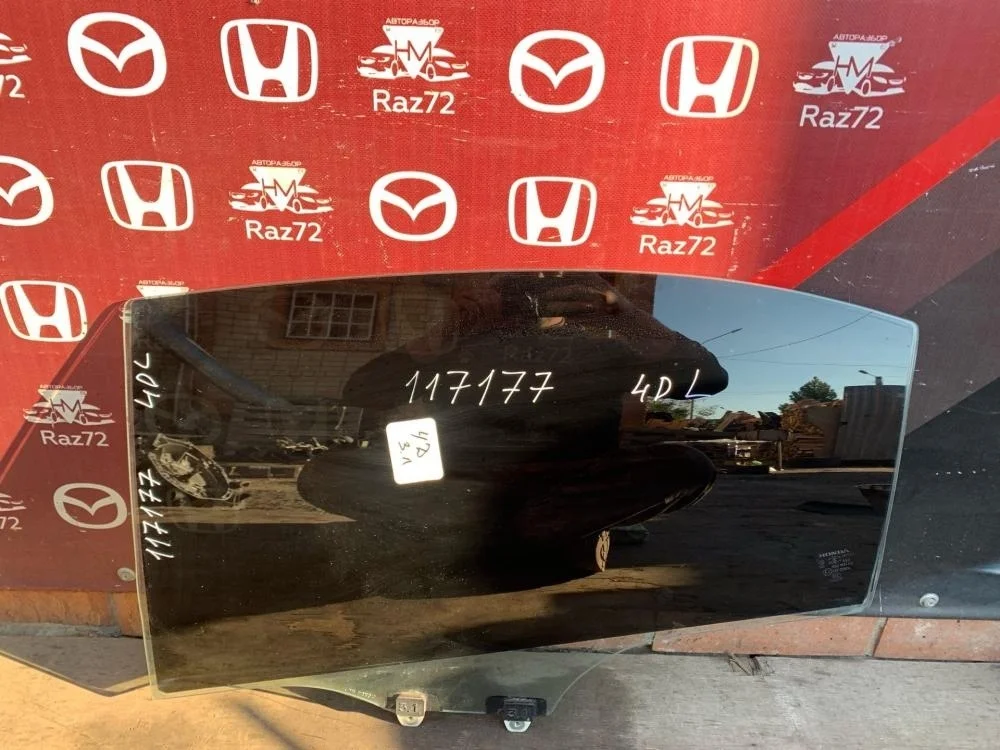 Стекло двери задней левой для Honda Civic FD (4D) 2006-2012