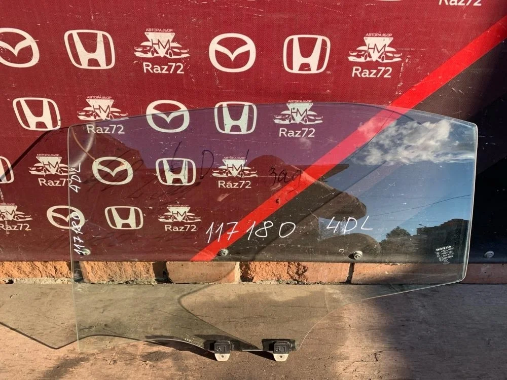 Стекло двери задней левой для Honda Civic FD (4D) 2006-2012