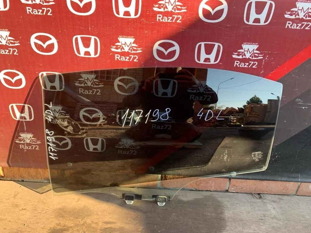 Стекло двери задней левой для Honda Civic FD (4D) 2006-2012