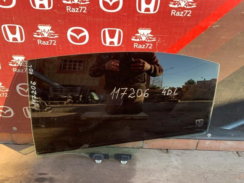 Стекло двери задней левой для Honda Civic FD (4D) 2006-2012