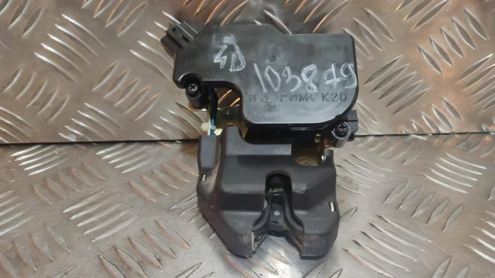 Замок багажника для Honda Civic FD (4D) 2006-2012