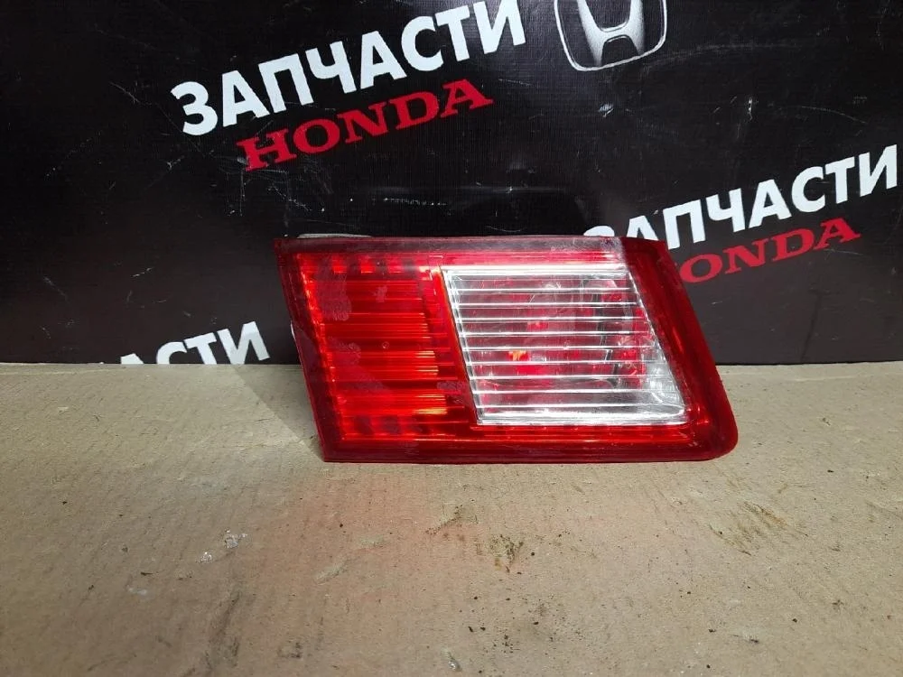 Фонарь задний внутренний левый для Honda Accord 8  CU 2008-2013