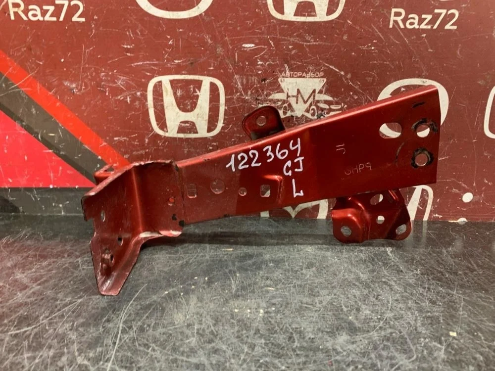 Кронштейн крепления крыла для Mazda 6 GJ 2012-2018