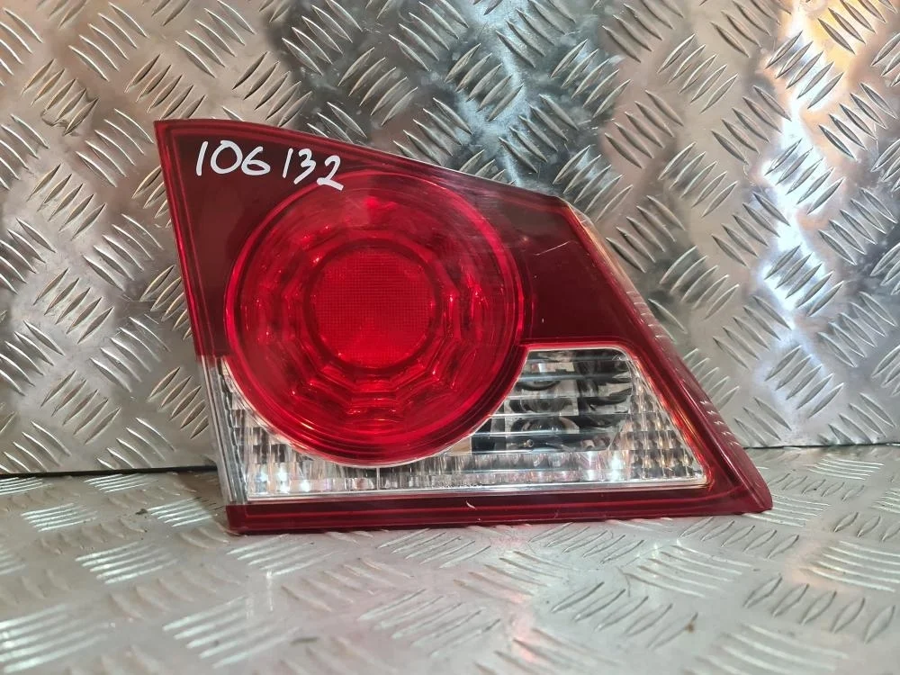 Фонарь задний внутренний левый для Honda Civic FD (4D) 2006-2012