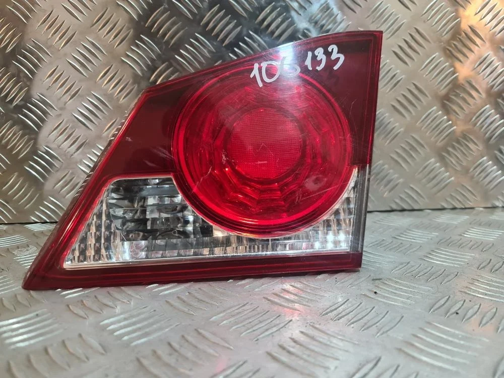 Фонарь задний внутренний правый для Honda Civic FD (4D) 2006-2012