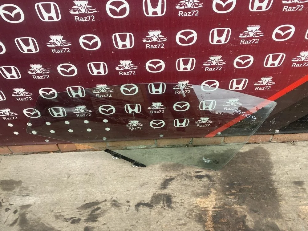 Стекло двери передней левой для Honda Civic FK FN 5D 2006-2012