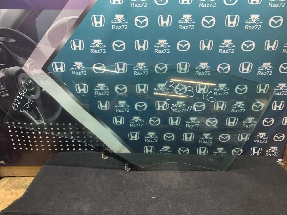 Стекло двери передней левой для Honda Civic FK FN 5D 2006-2012