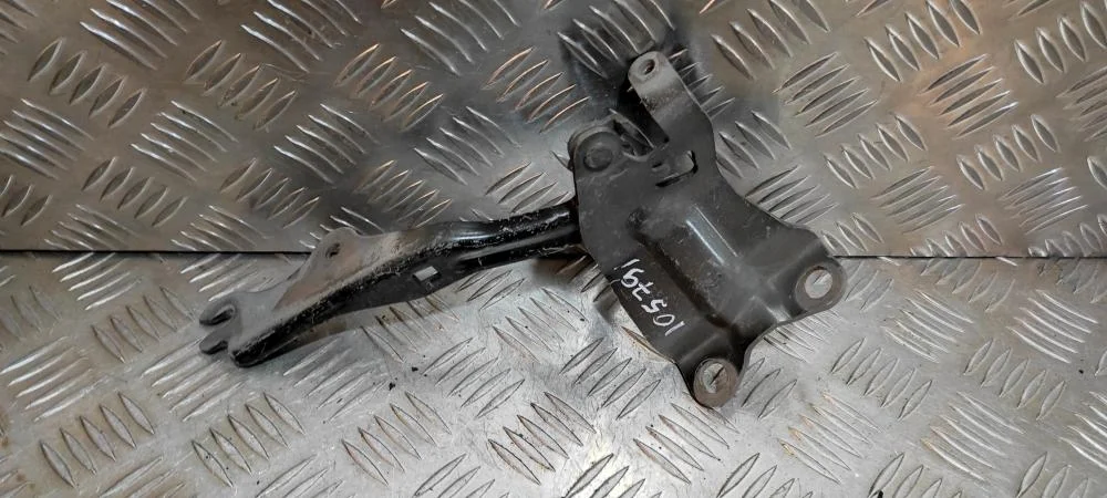 Петля капота левая для Mazda 3 BL 2008-2013