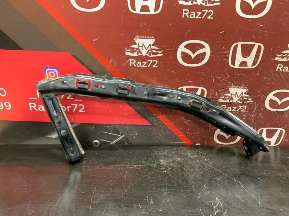 Кронштейн фар правый для Honda Civic FD (4D) 2006-2012