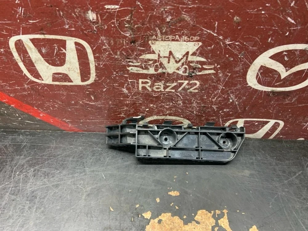 Направляющая переднего бампера правая для Honda CR-V 3 RE 2006-2012